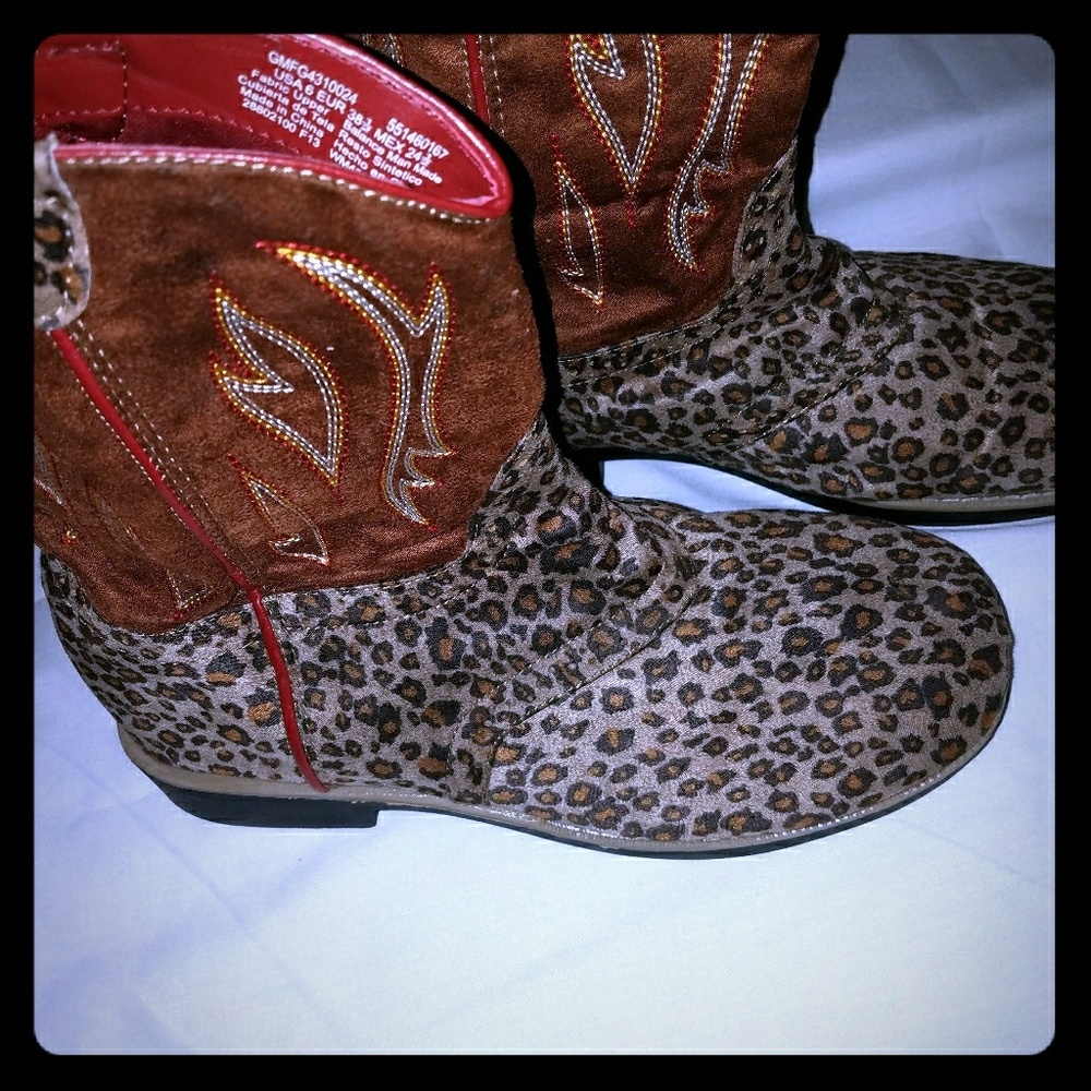 Leopard print cowgirl boots.
